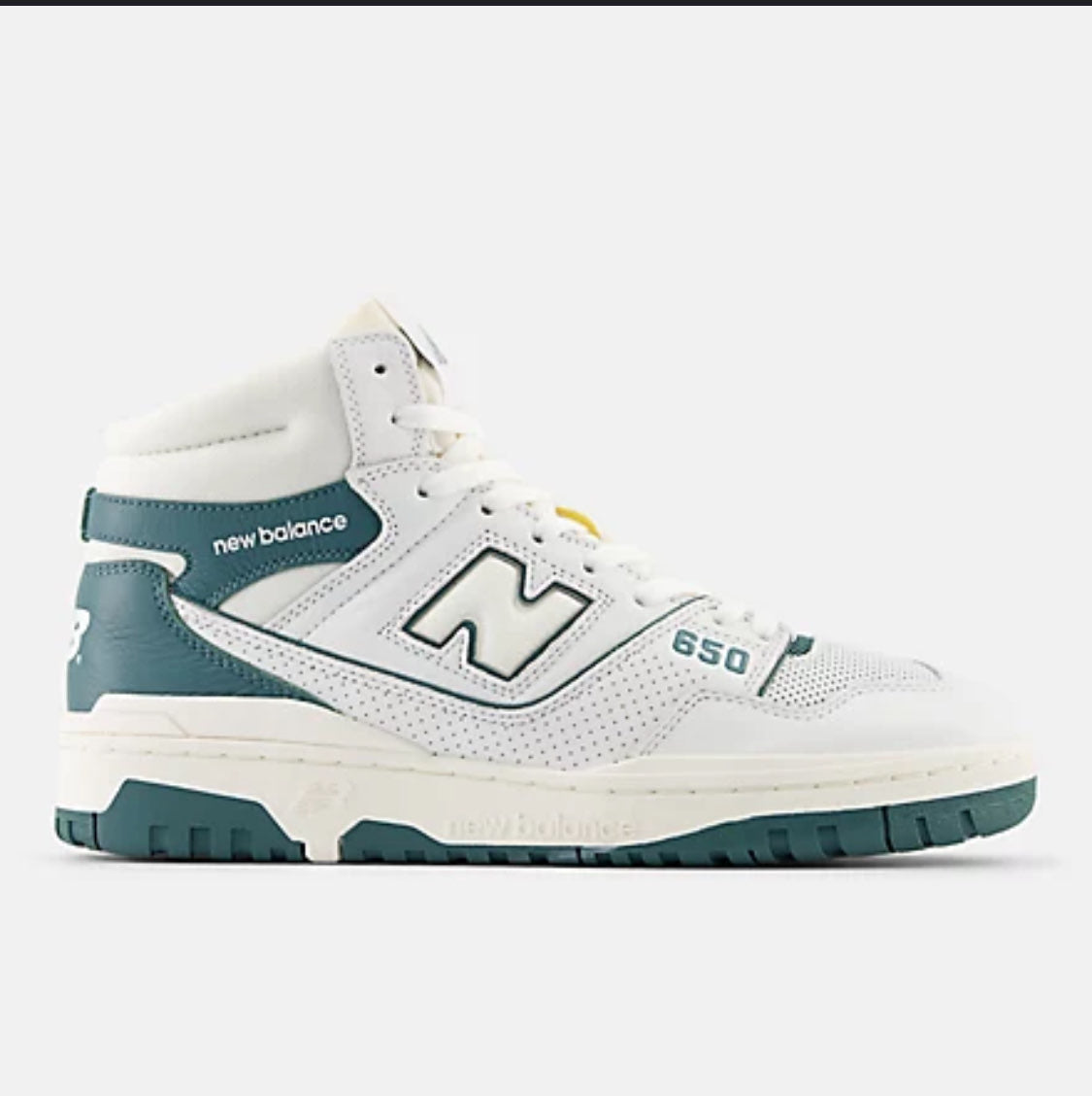 New balance green and white  - 41 1-2